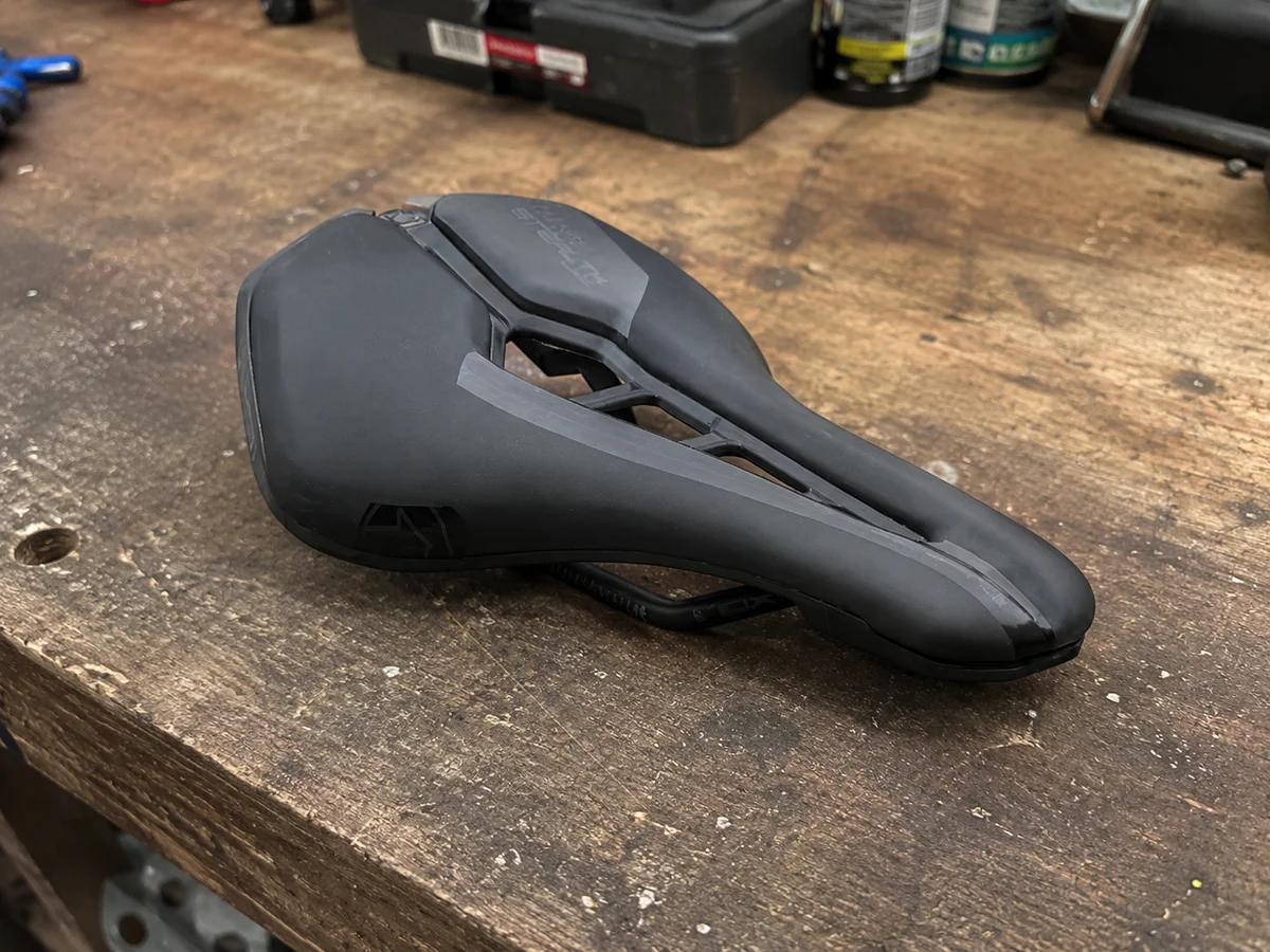 PRO Stealth Performance Saddle