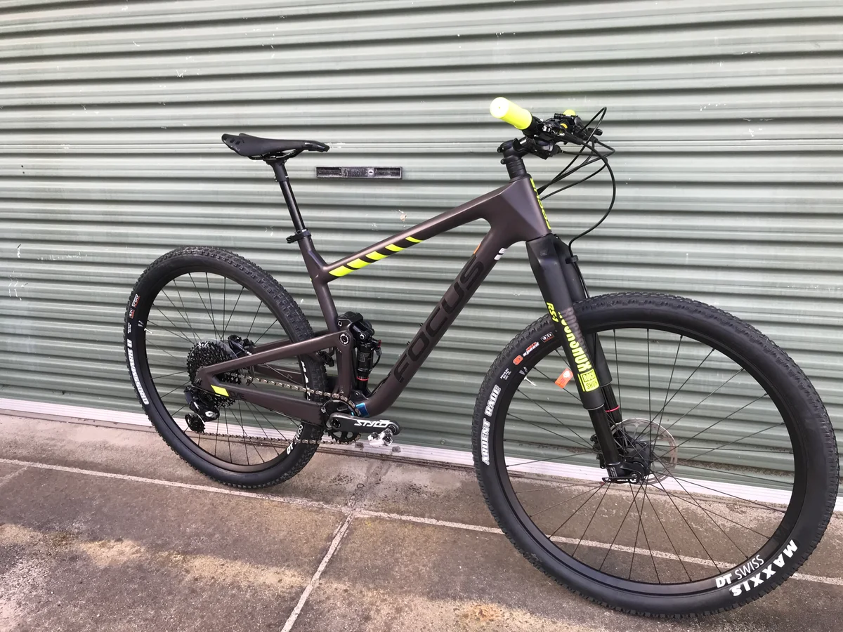 FOCUS O1E Carbon 29 Full Suspension Mountain Bike